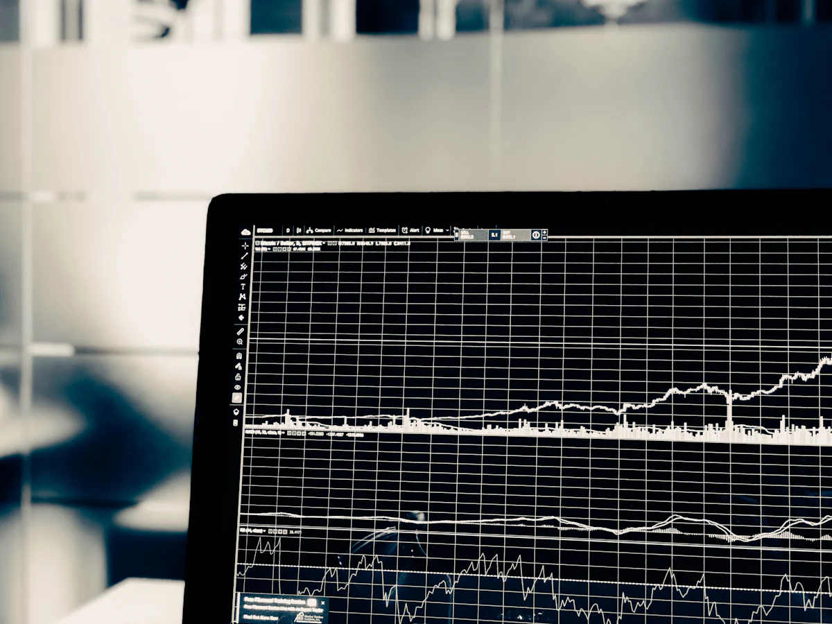 Cloud computing dashboard with data analytics