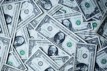 The Fed's Impossible Balancing Act — No Cuts, No Hikes, No Easy Answer
